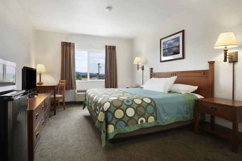 Super 8 By Wyndham Central Pt Medford Central Point Exterior photo
